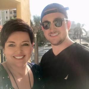 Meet your Posher, Teresa